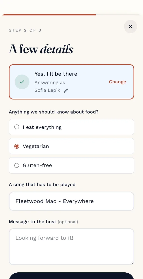 The kutsu.me RSVP form, with the name, the food and the host's own question